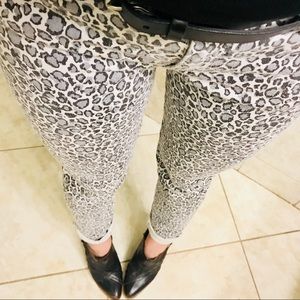 ❤sale!❤Paige Animal print skinny jeans 27